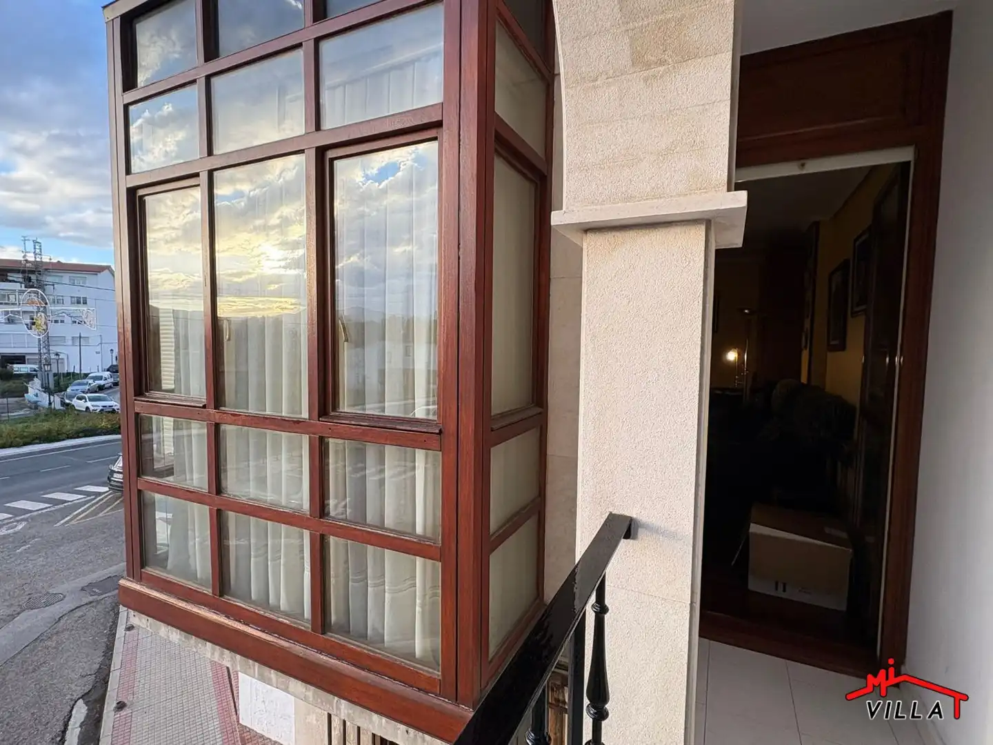 Außenansicht von Wohnung zum Verkauf in Colindres mit Heizung, Terrasse und Abstellraum