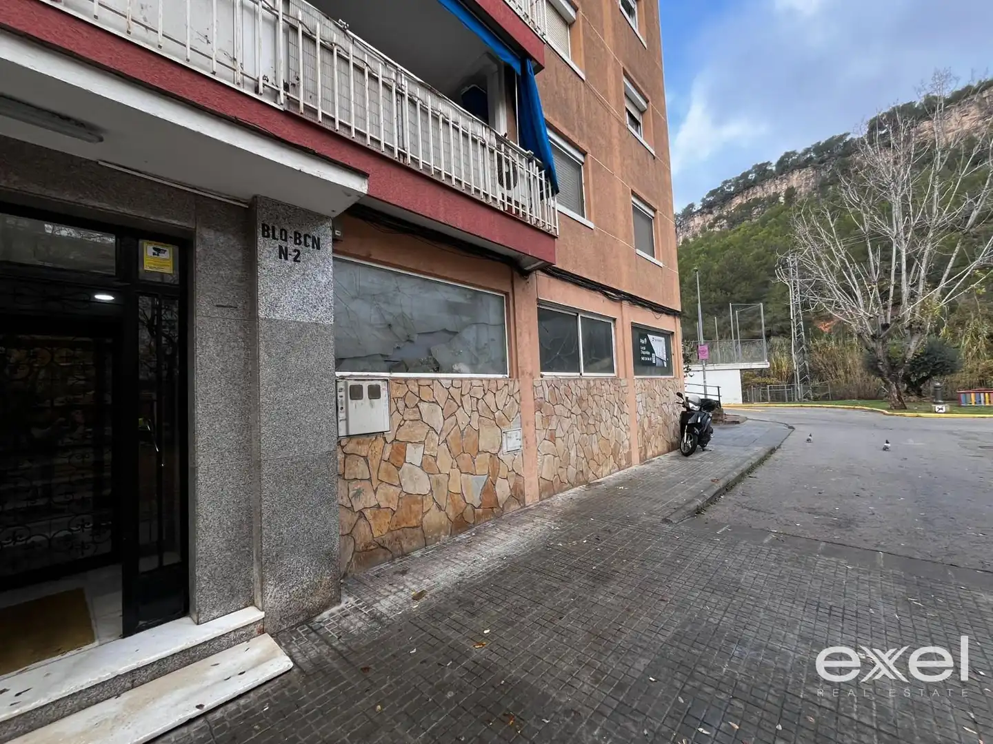 Vista exterior de Local en venta en Vallirana