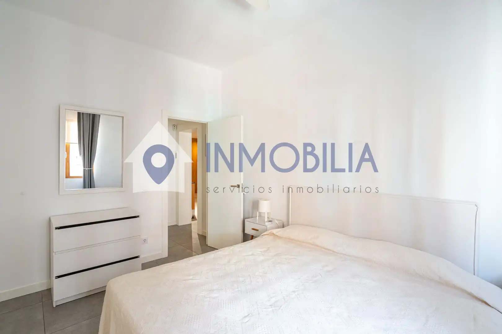 Habitación de Piso en venta en Madrid con Aire acondicionado y Calefacción
