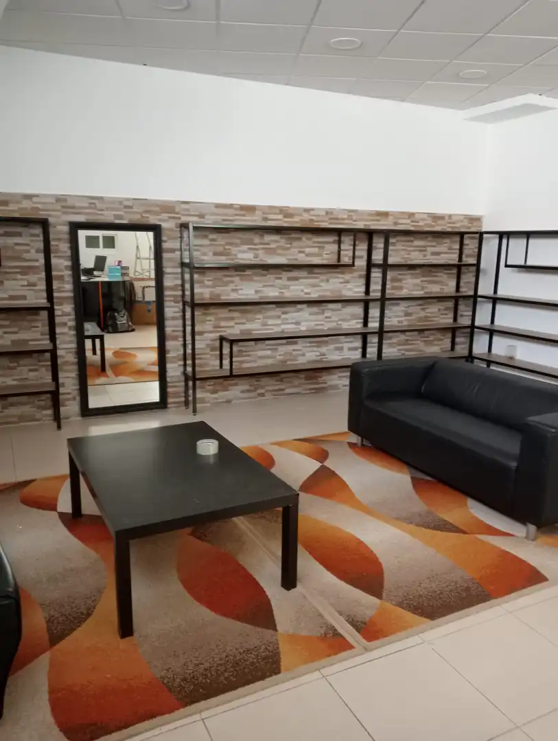 Commercial properties for rent in Avenida Santiago, 17, Negreira