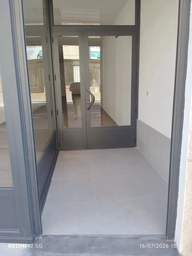 Business premises to rent in Calle Amos olivares