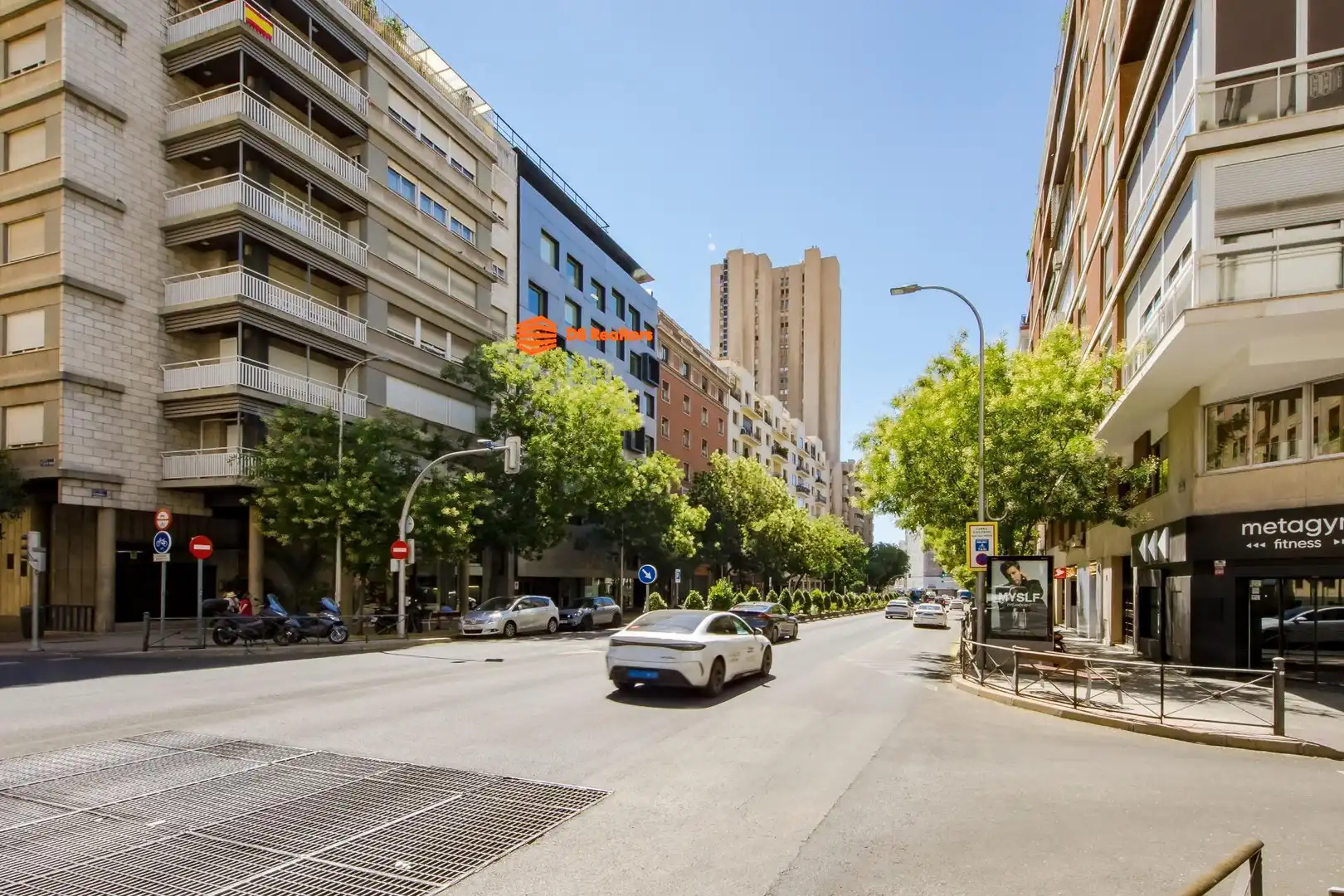 Exterior view of Flat for sale in Madrid  with Air Conditioner, Heating and Parquet flooring