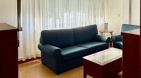 Foto 2 von Wohnung zur Miete in El Carbayedo - El Quirinal, Avilés