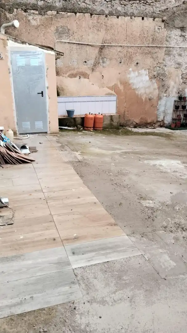 Parking of Houses for sale in Camporrobles  with Private garden, Terrace and Storage room