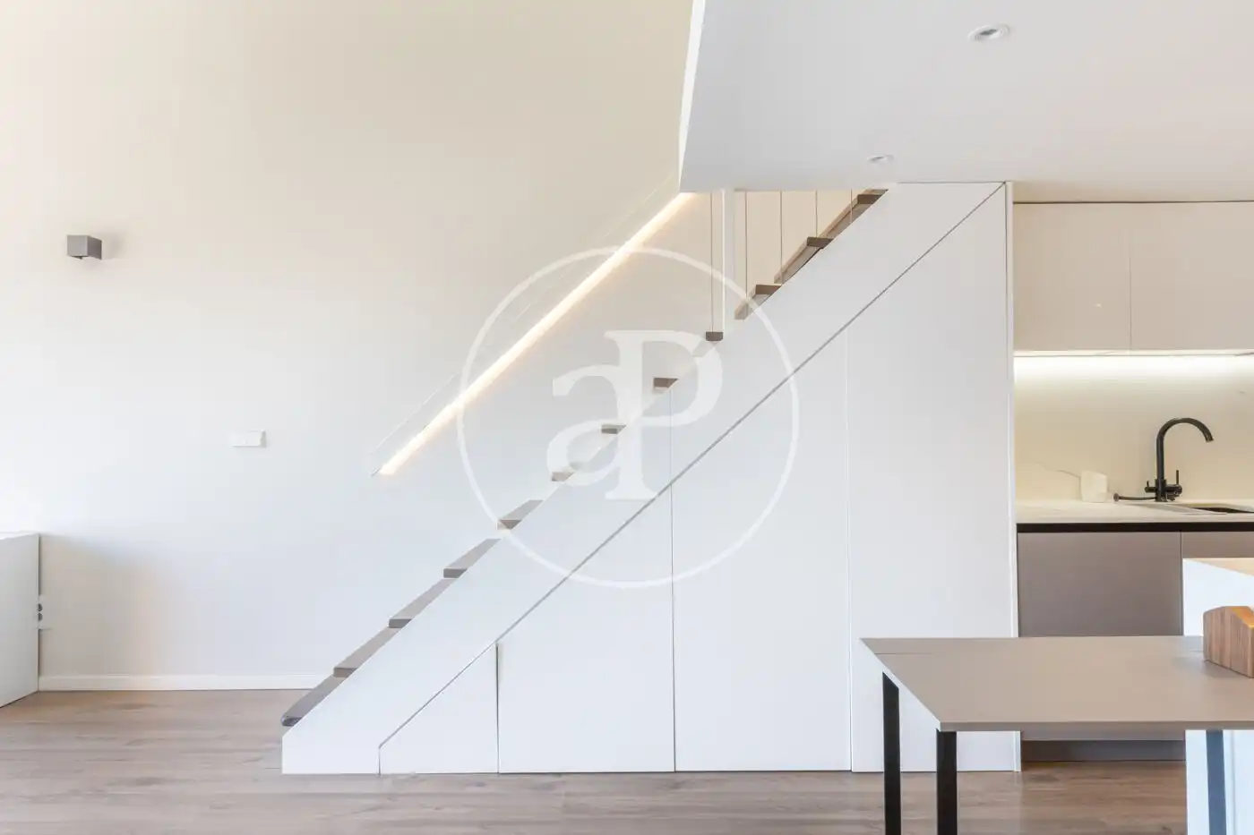 Piso en venta en Valencia con Aire acondicionado, Calefacción y Jardín privado