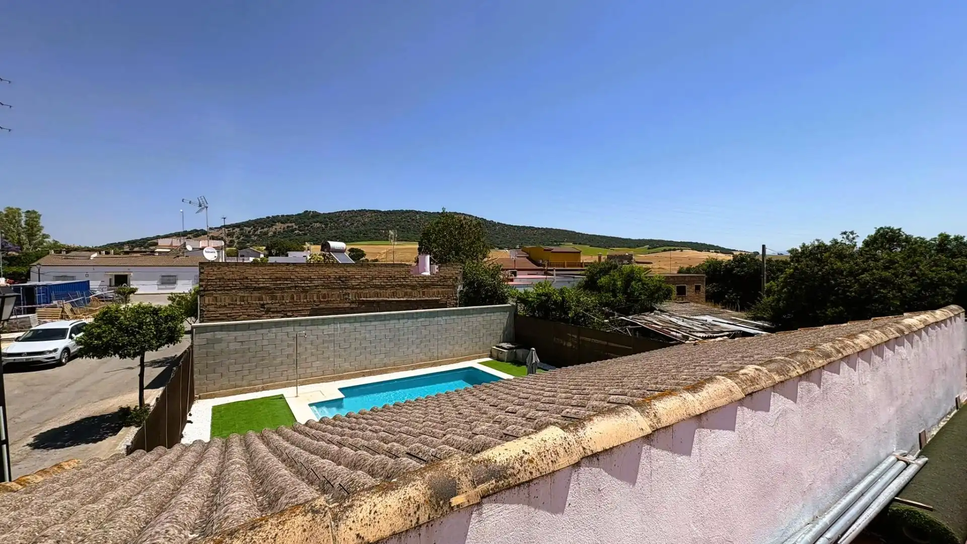 Vista exterior de Casa o xalet en venda en Arcos de la Frontera amb Jardí privat i Piscina