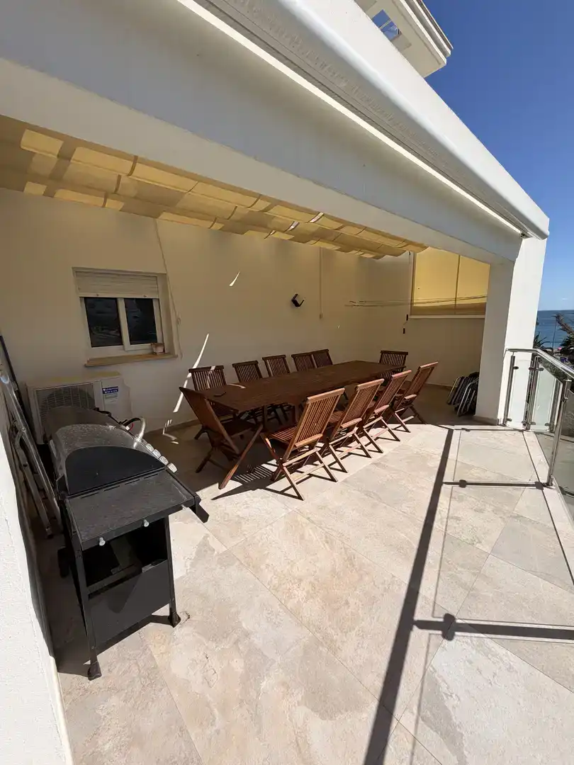 Terrassa de Pis en venda en Sotogrande amb Aire condicionat, Parquet i Piscina