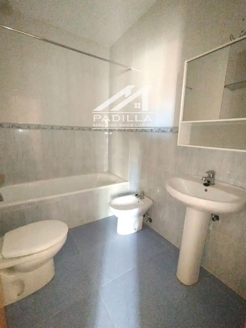 Baño de Casa adosada en venta en Méntrida con Calefacción, Jardín privado y Terraza