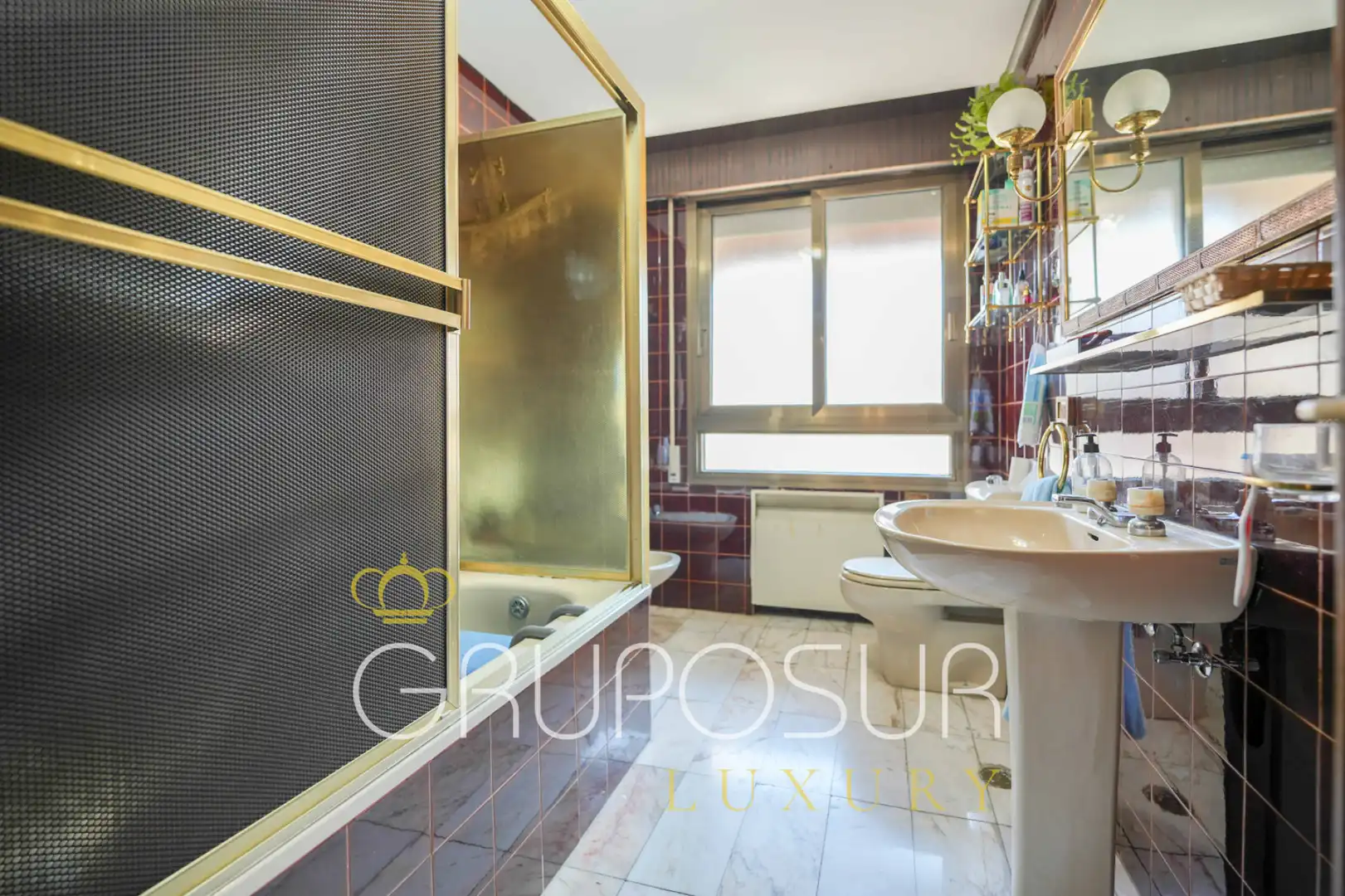 Baño de Piso en venta en Valladolid con Calefacción, Parquet y Terraza