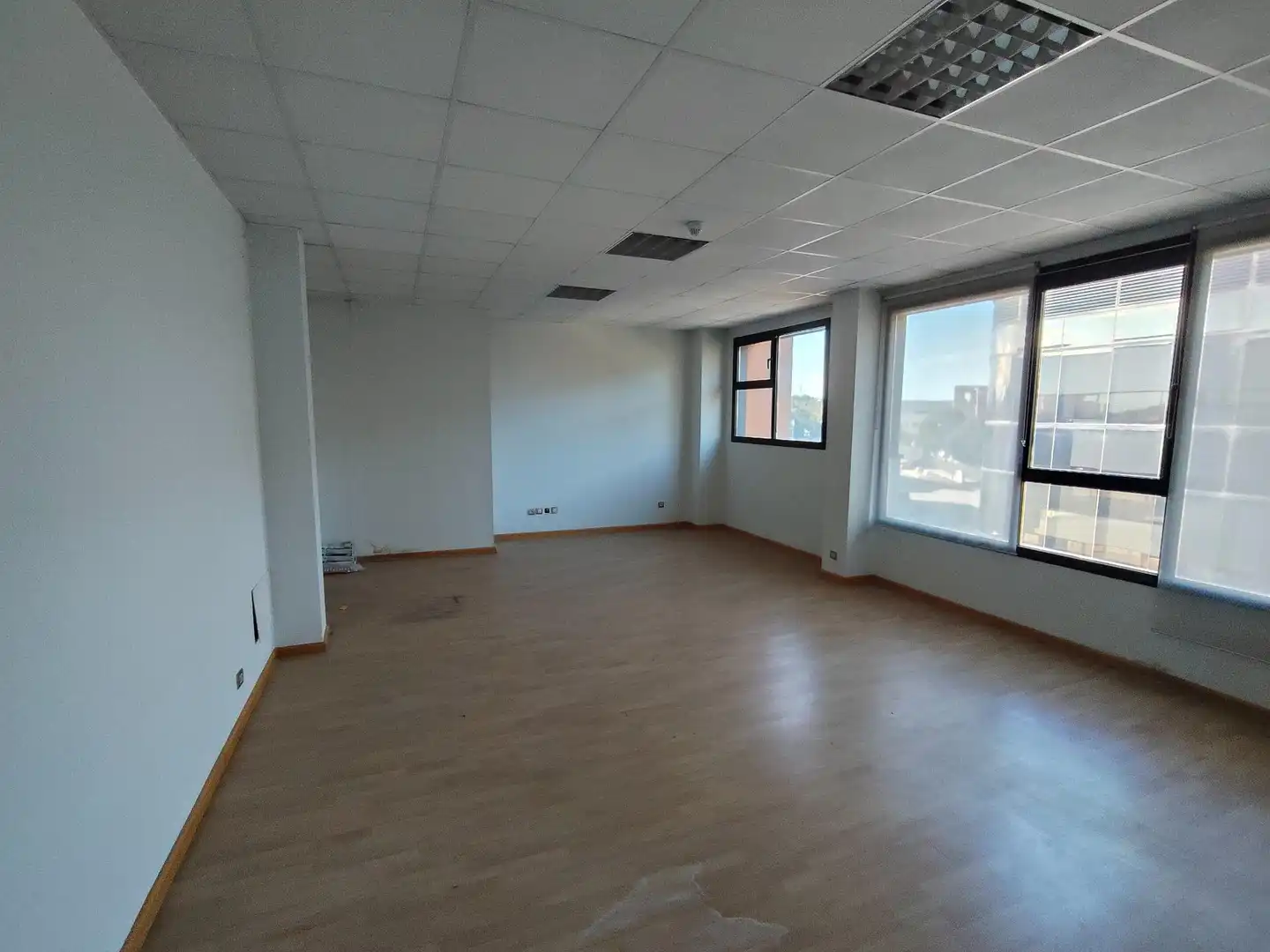 Oficina con ascensor en venta en Calle CARPINTEROS, imagen 3