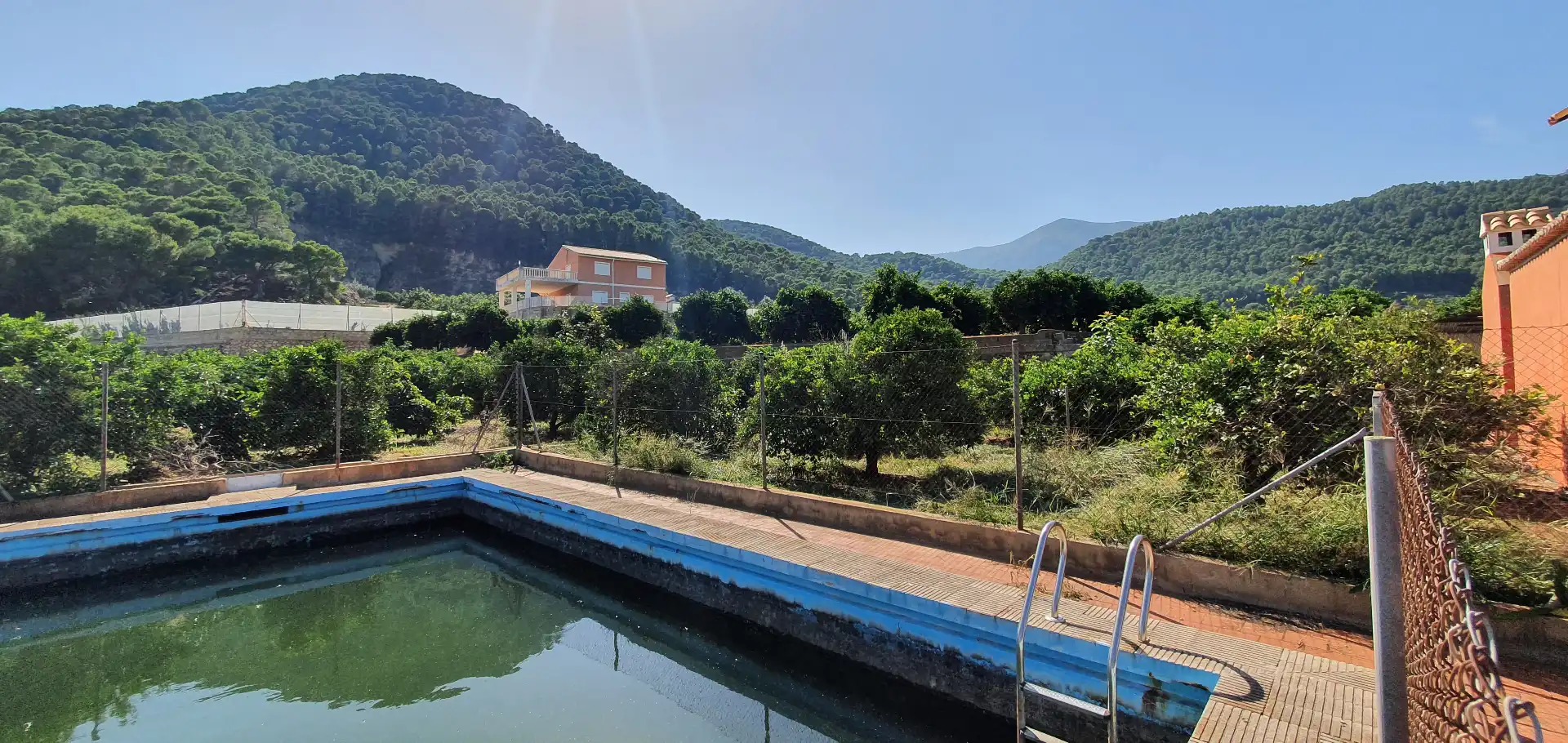 Piscina de Finca rústica en venda en Tavernes de la Valldigna amb Calefacció, Jardí privat i Terrassa