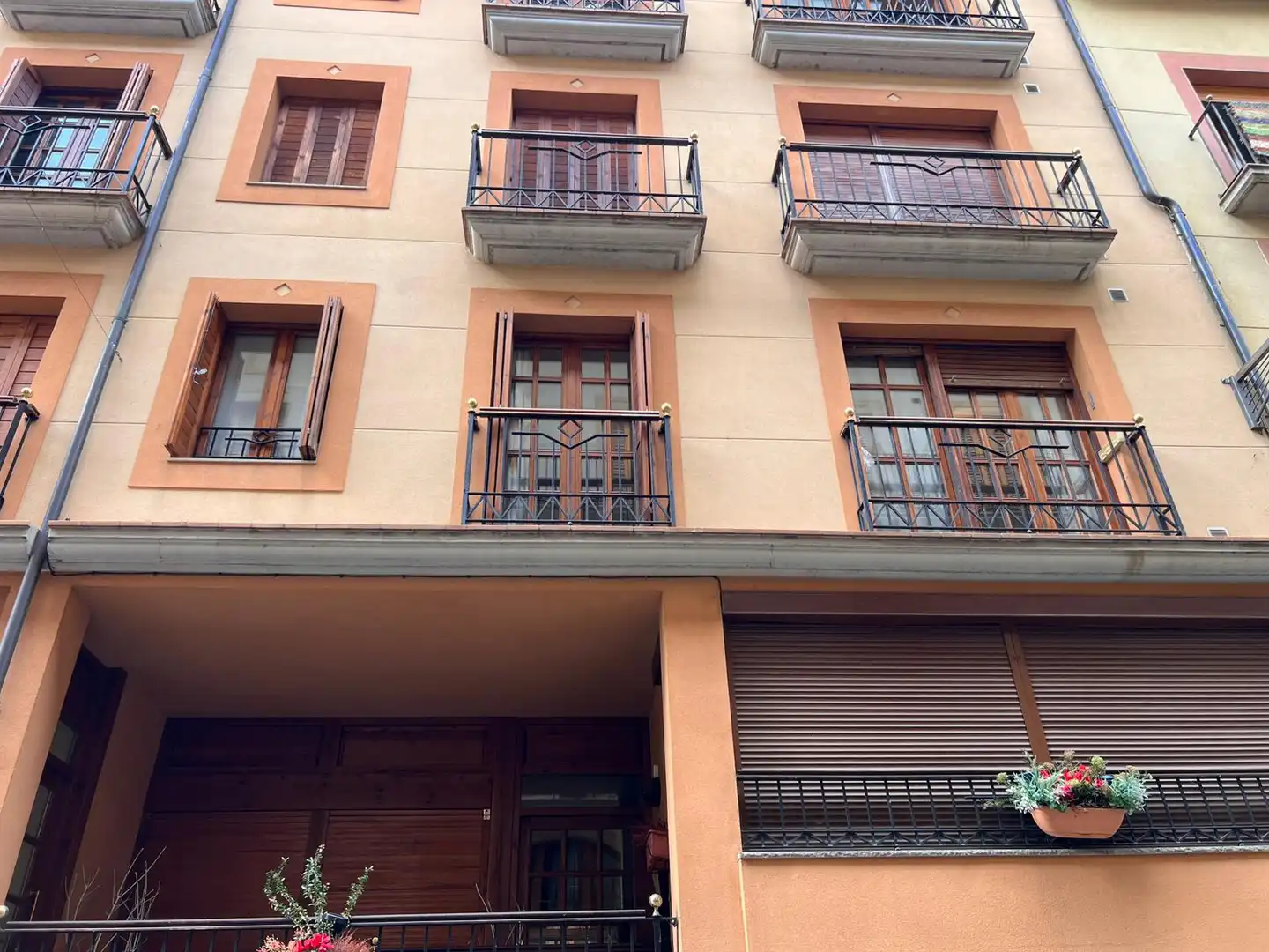 Vista exterior de Piso en venta en Camprodon con Calefacción, Parquet y Amueblado