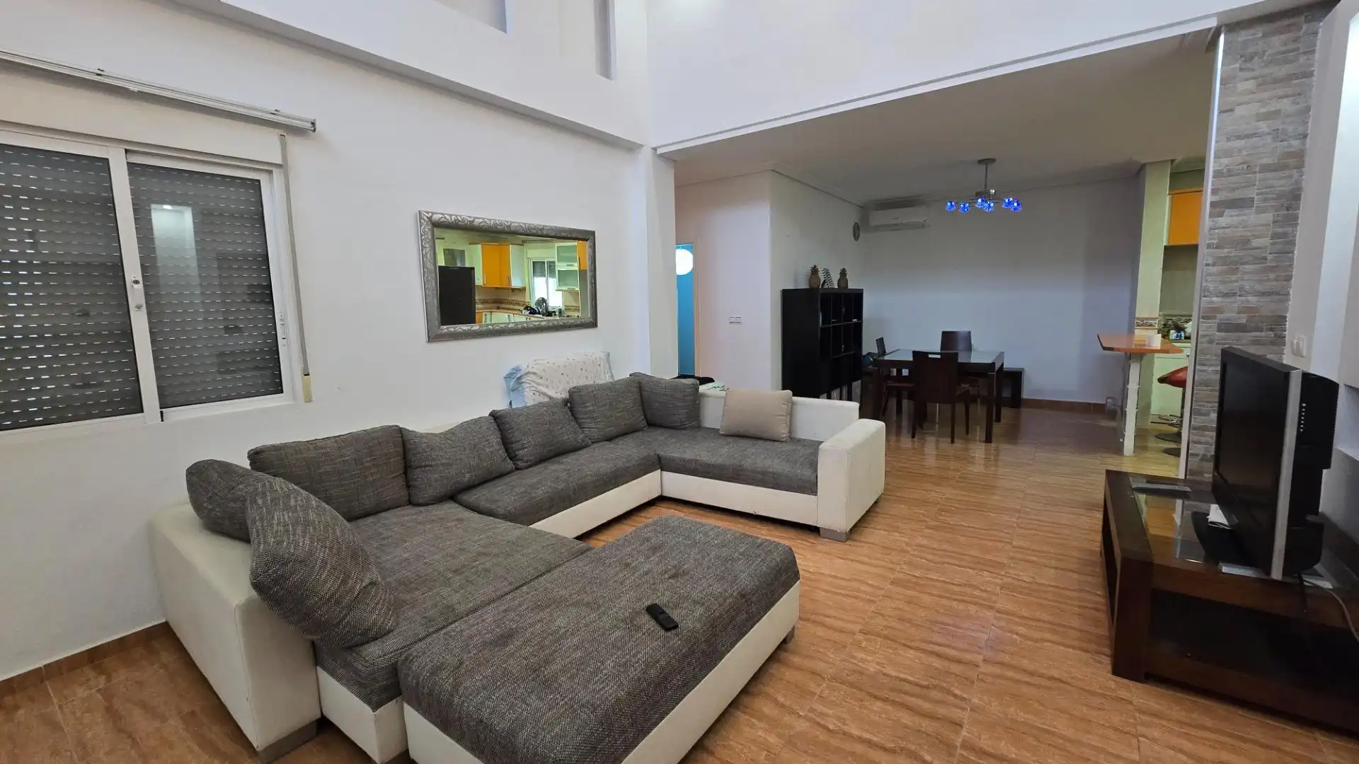 Sala d'estar de Casa o xalet en venda en Elche / Elx amb Aire condicionat, Terrassa i Traster