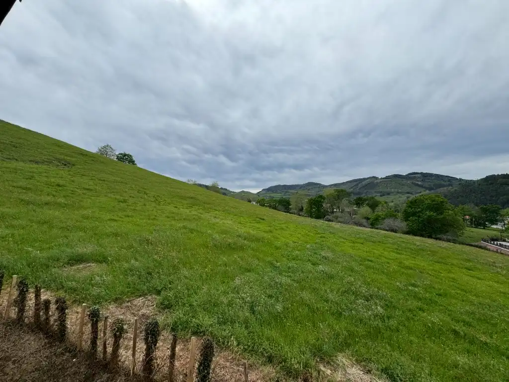 Finca rústica de alquiler en Aizarnazabal con Calefacción, Terraza y Trastero