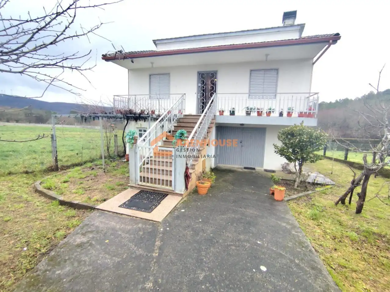 Casa amb terrassa en venda a Piñor, imagen 2