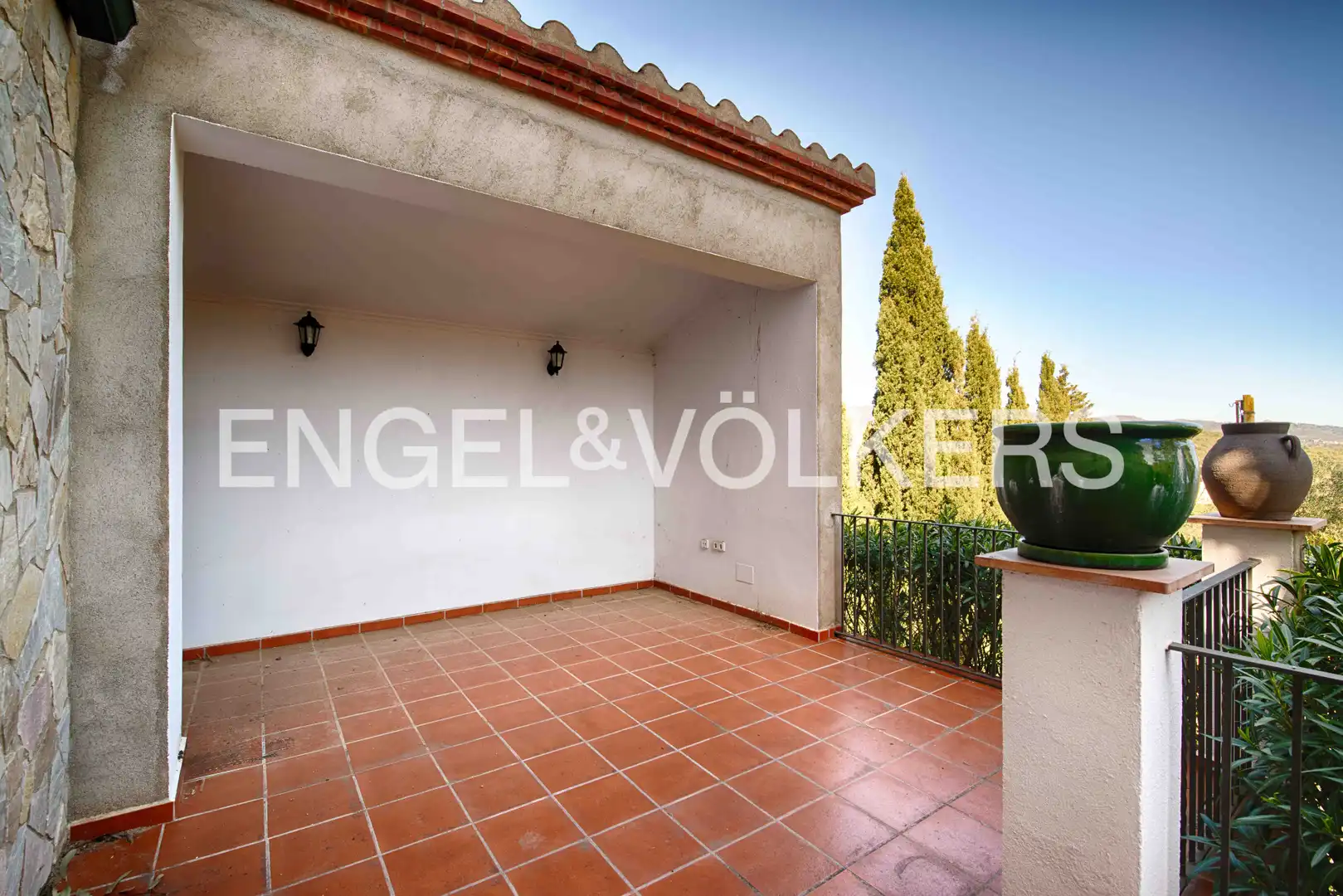 Terrasse von Country house zum Verkauf in Rabós mit Heizung, Privatgarten und Terrasse