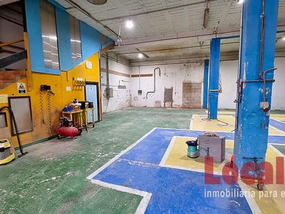 Industrial buildings to rent in Santander