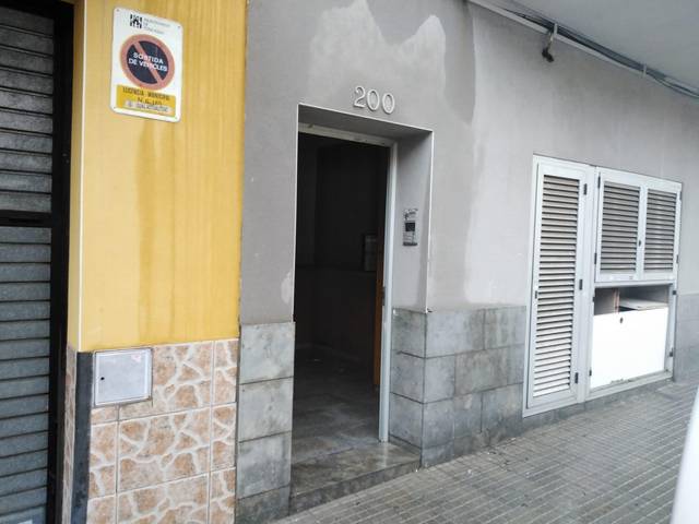 Trastero en Venta en Menendez Y Pelayo, 200 en Can Palet