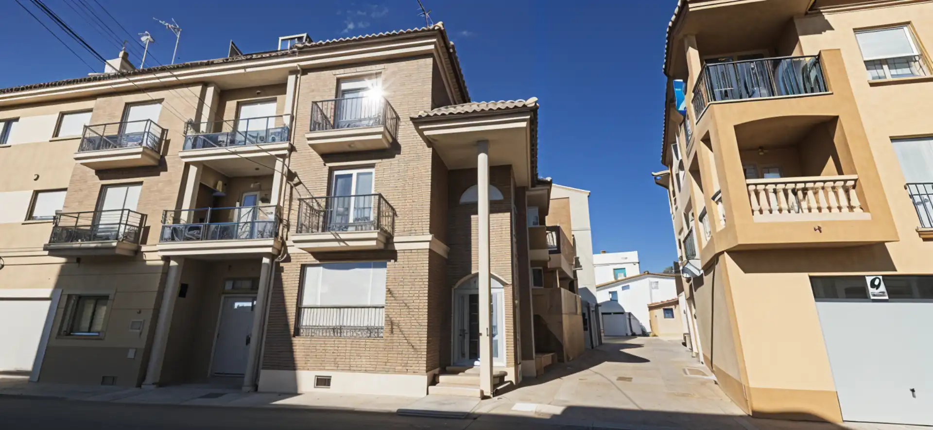 Houses for sale in Carrer Laureano Suñer, Càrcer