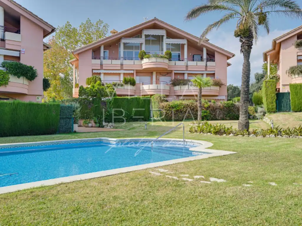 Exterior view of Apartments for sale in Castell d'Aro, Platja d'Aro i s'Agaró  with Heating, Private garden and Terrace