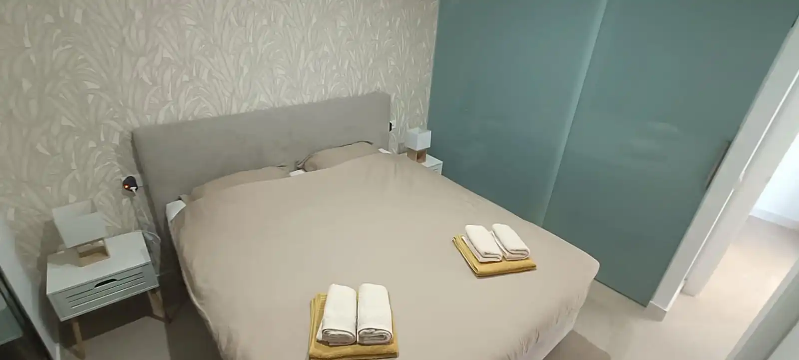 Habitación de Ático de alquiler en Torrevieja con Aire acondicionado, Calefacción y Terraza