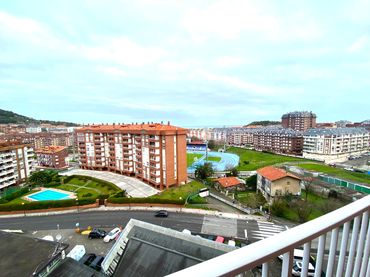 Pis amb ascensor en venda a Paseo Menéndez Pelayo 66D