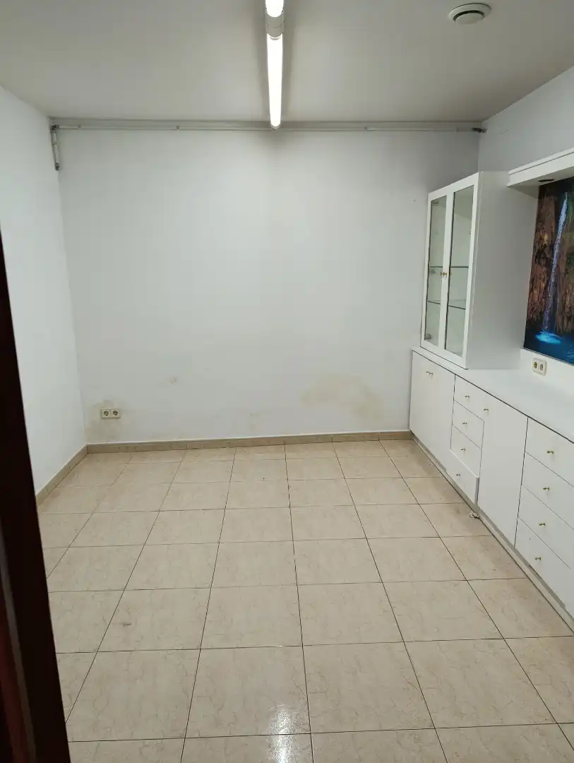 Local comercial en alquiler en Berga, imagen 12