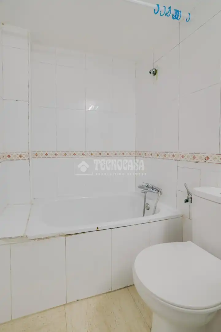 Bathroom of Study for sale in Barcelona