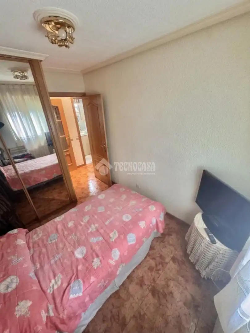 Habitación de Piso en venta en La Serna
