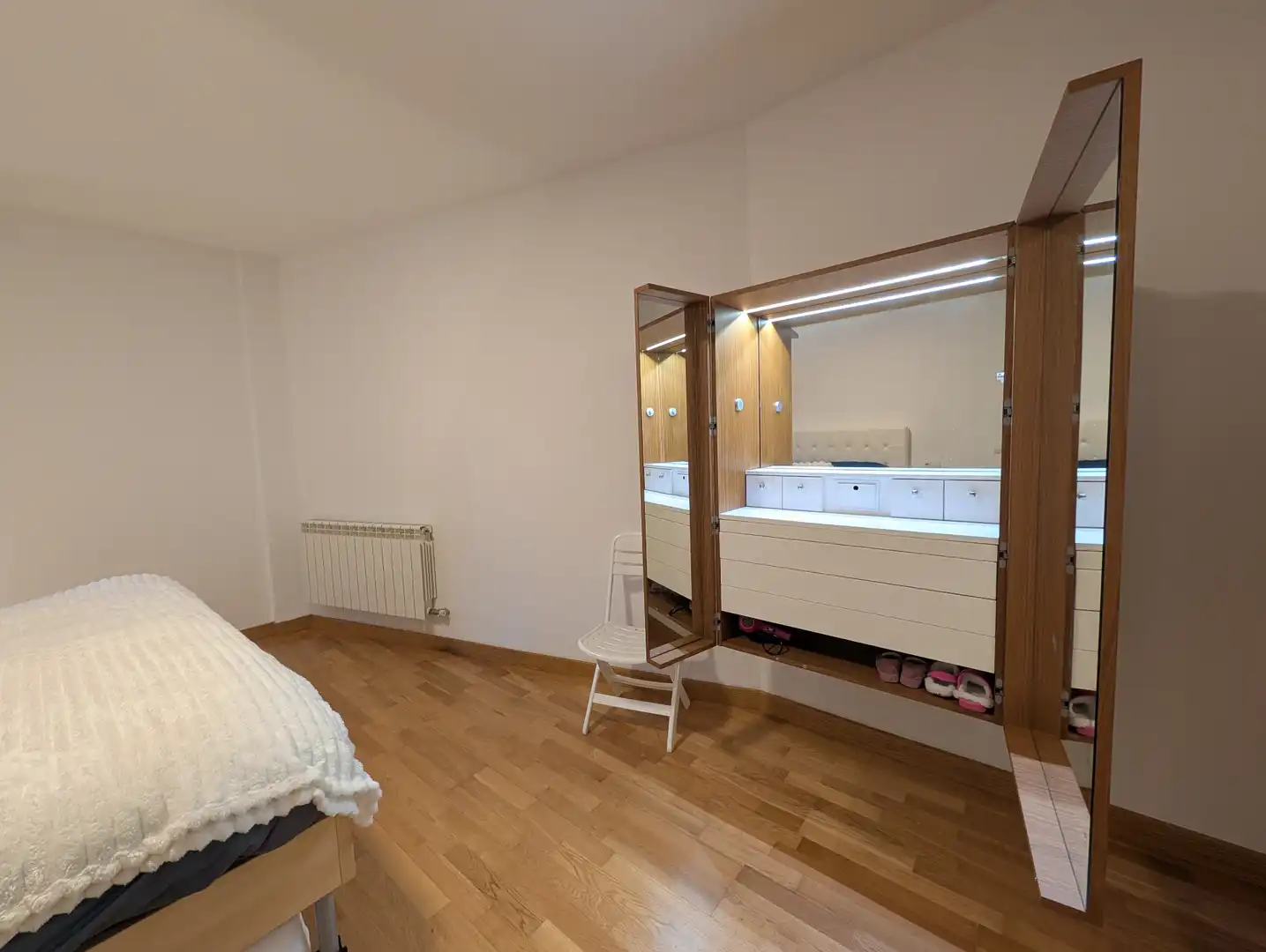 Schlafzimmer von Wohnungen zum Verkauf in Ezcaray mit Heizung, Möbliert und Balkon