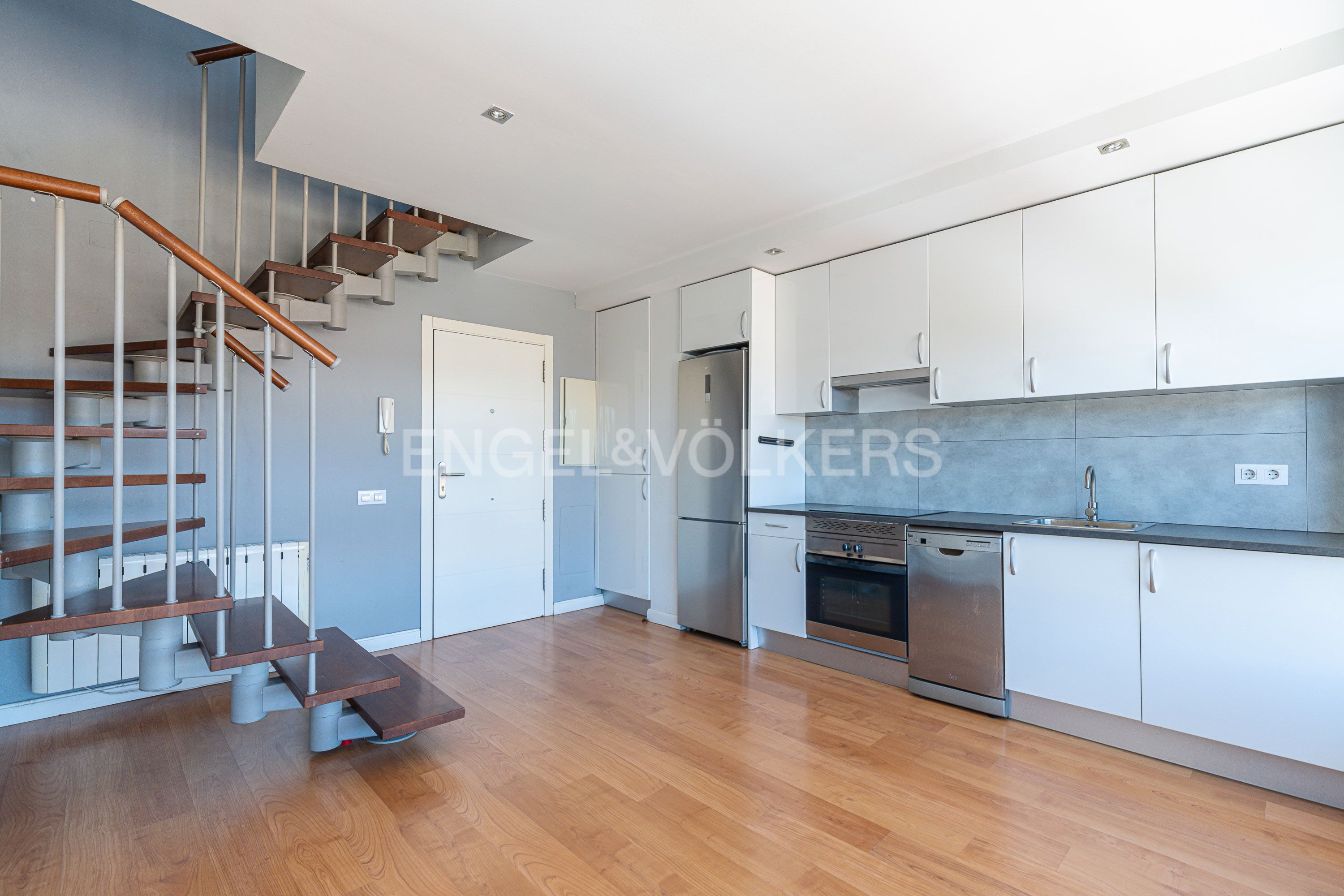 Kitchen of Duplex for sale in Pozuelo de Alarcón  with Air Conditioner and Heating