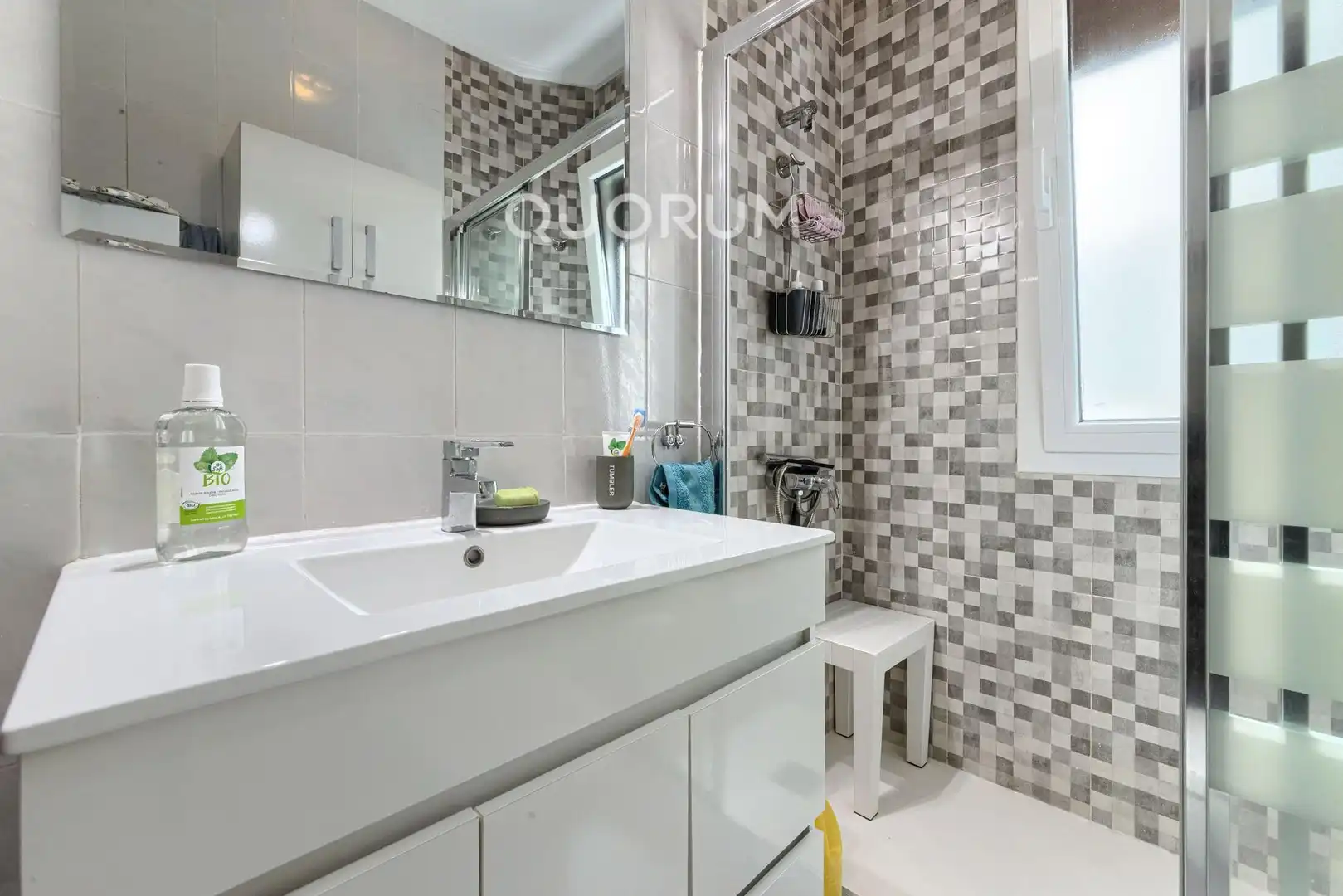Bathroom of Flat for sale in Barakaldo   with Heating and Furnished