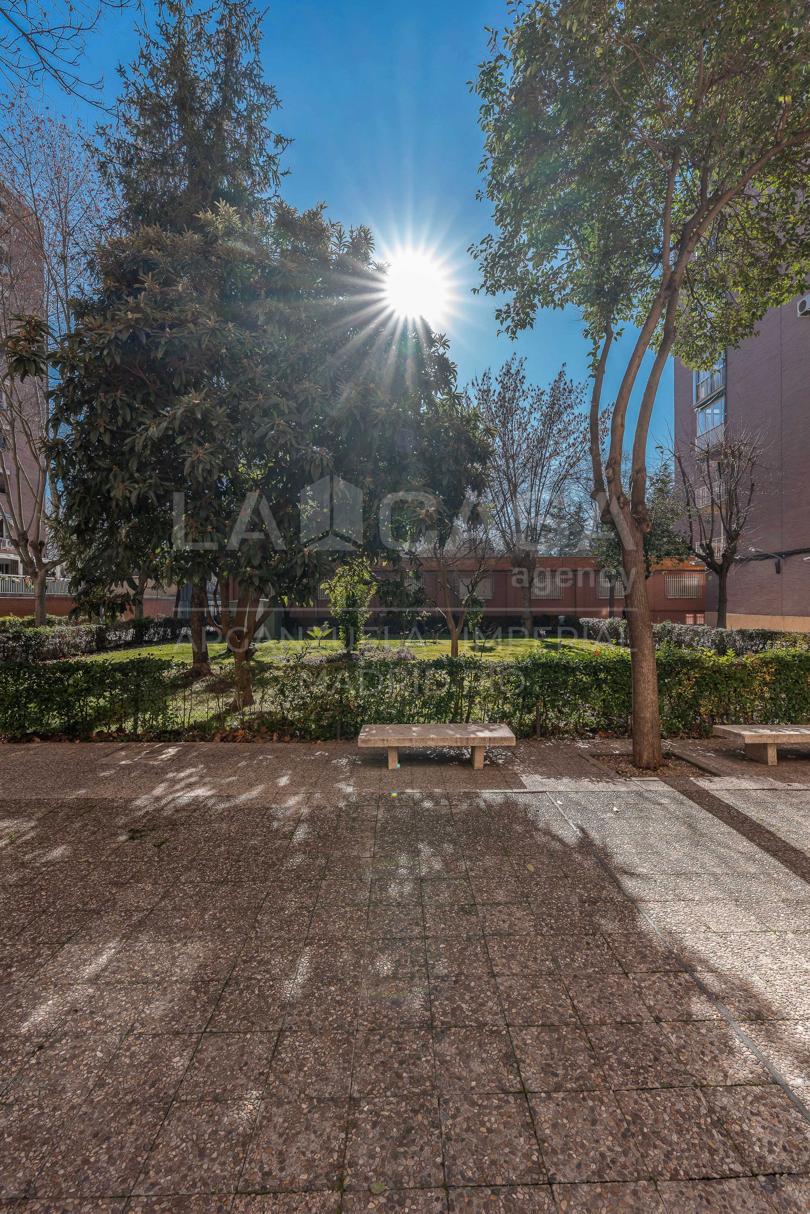 Jardí de Pis en venda en  Madrid Capital amb Calefacció