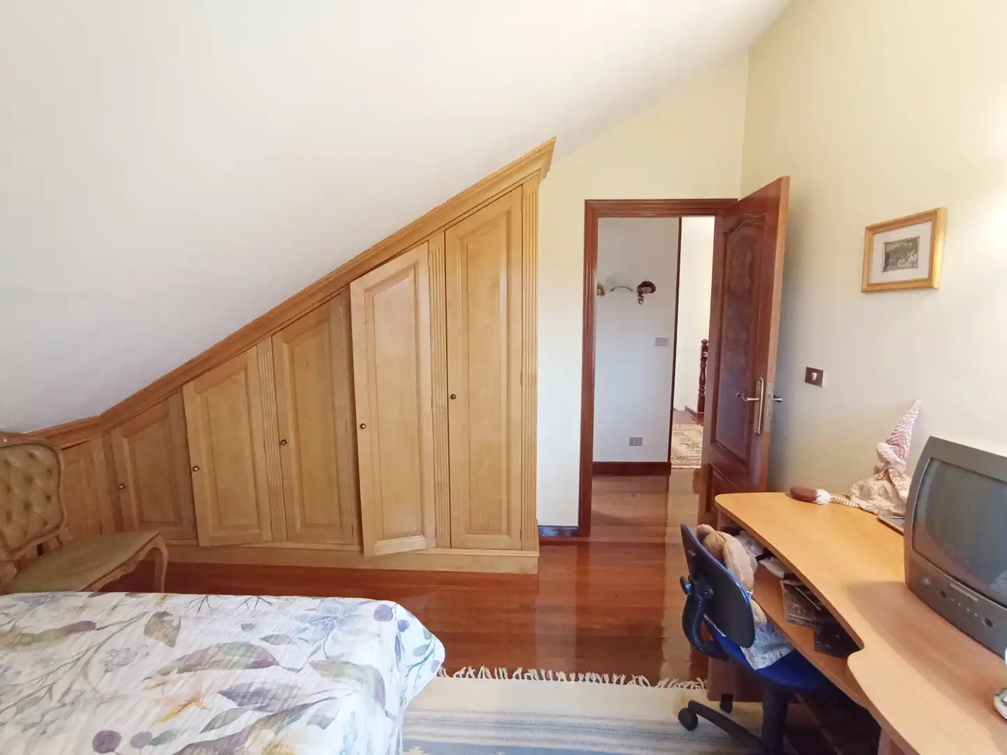 Bedroom of Houses for sale in Coirós  with Heating, Private garden and Parquet flooring