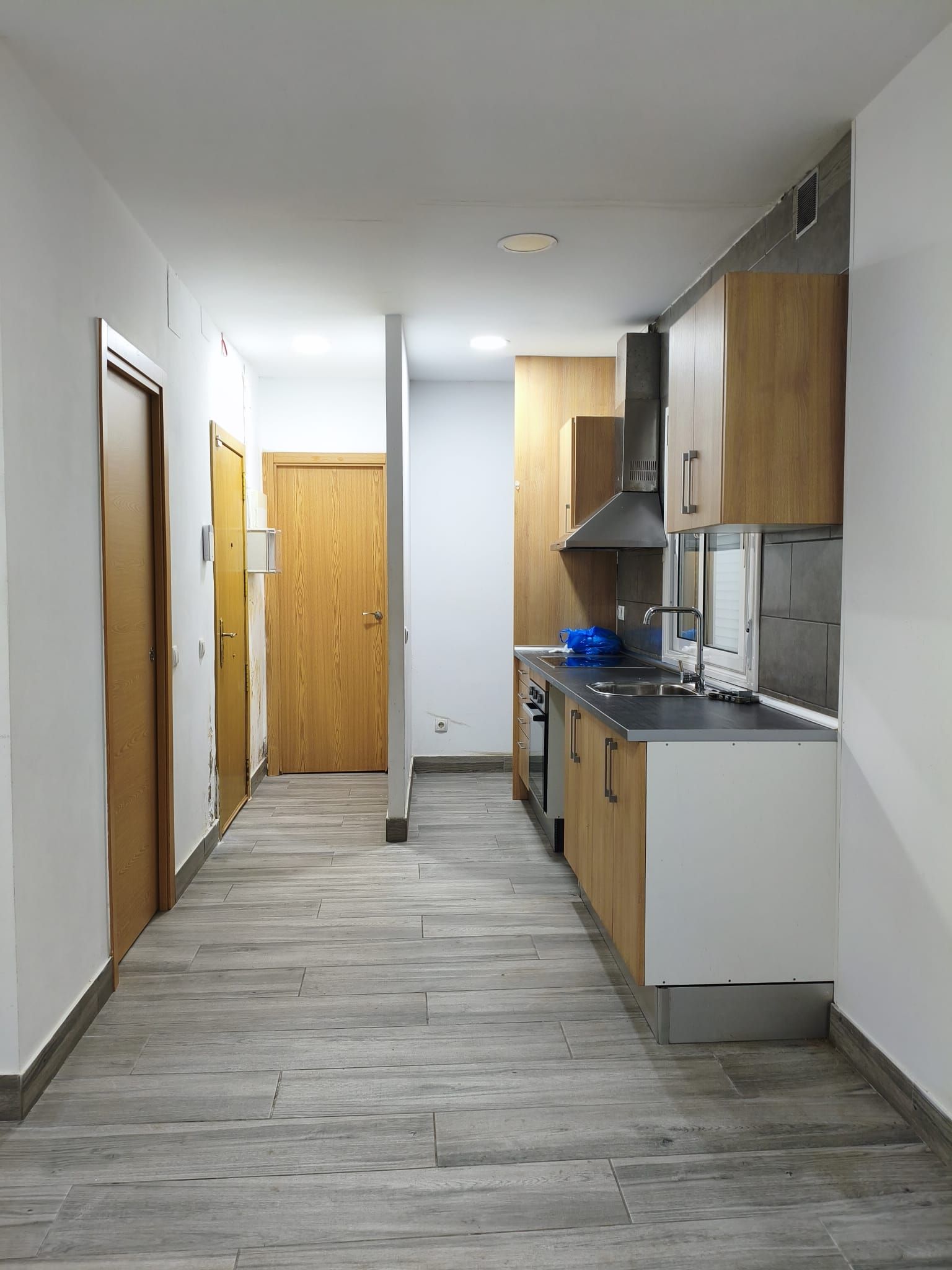 Kitchen of Planta baja for sale in Badalona