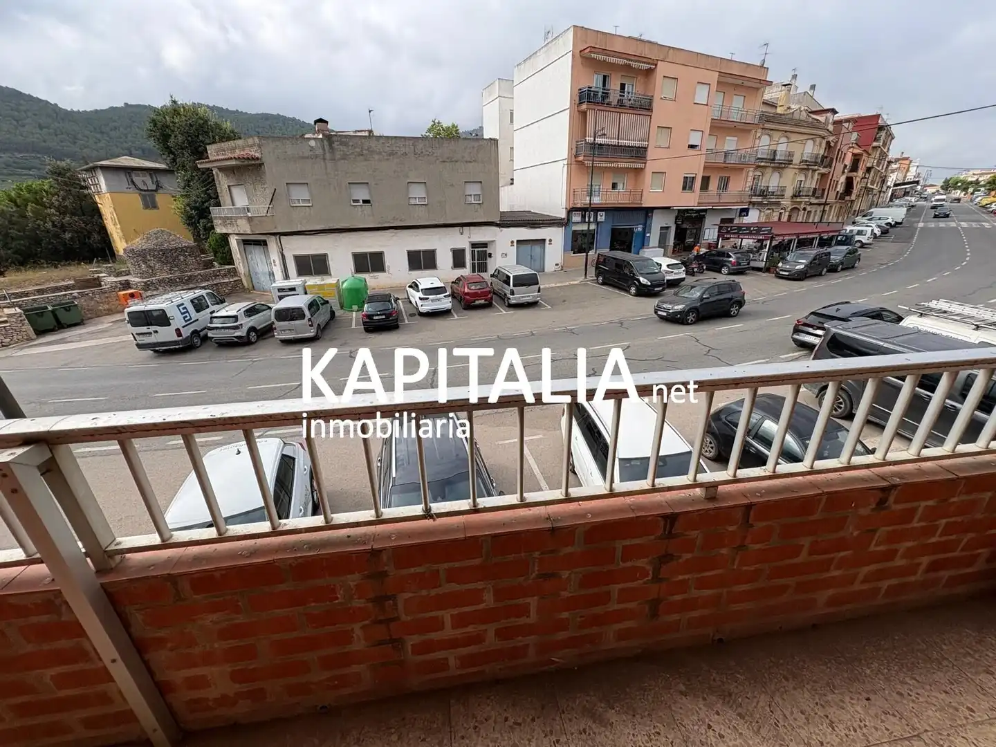 Vista exterior de Edificio en venta en Enguera