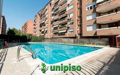 Piscina de Pis en venda en Leganés amb Calefacció, Parquet i Traster