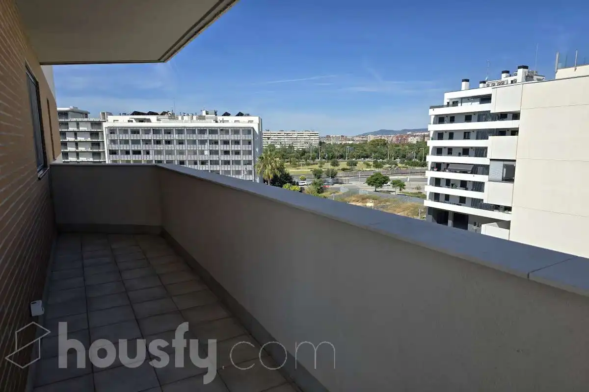 Außenansicht von Wohnung zur Miete in Sant Adrià de Besòs mit Klimaanlage und Balkon
