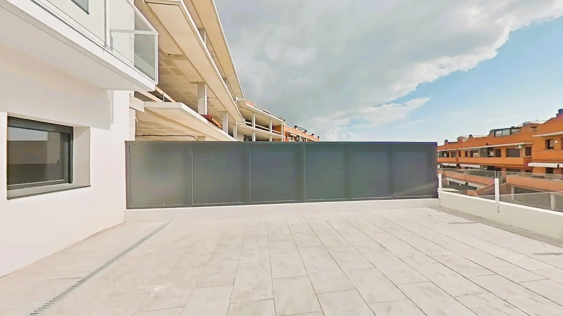 Terraza de Planta baja en venta en Cubelles con Aire acondicionado, Calefacción y Jardín privado