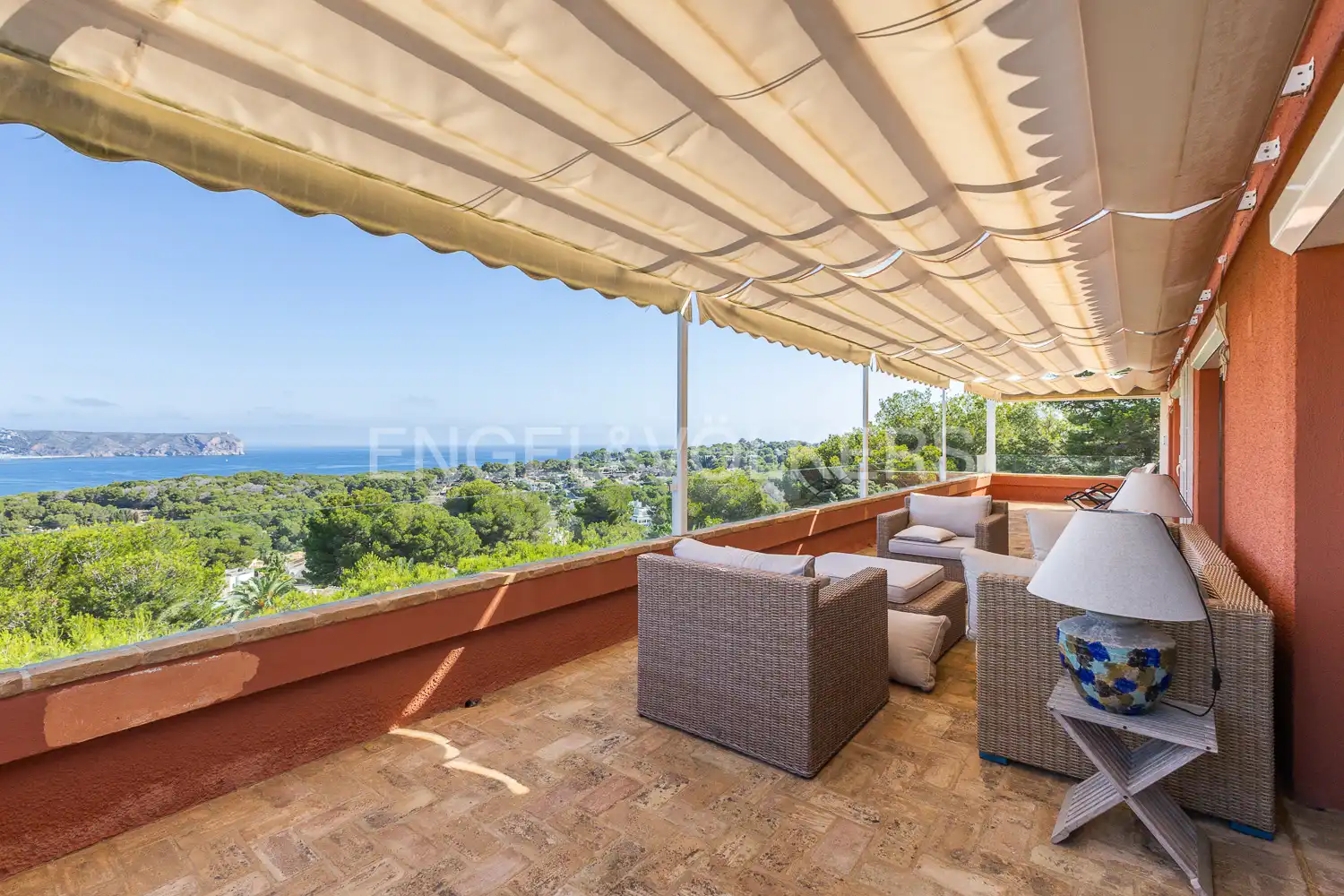 Terrasse von Haus oder Chalet zur Miete in Jávea / Xàbia mit Klimaanlage, Heizung und Privatgarten