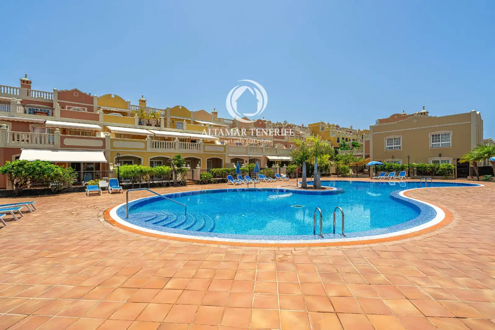 Vista exterior de Apartamento en venta en Arona con Jardín privado, Terraza y Piscina