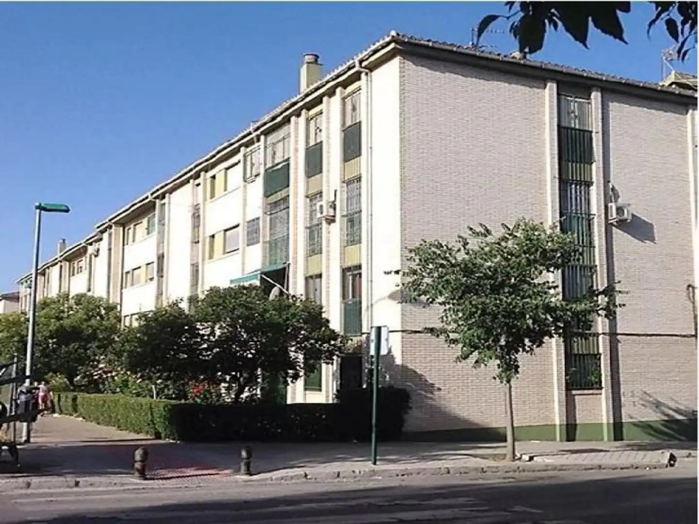 Vista exterior de Pis en venda en Granada