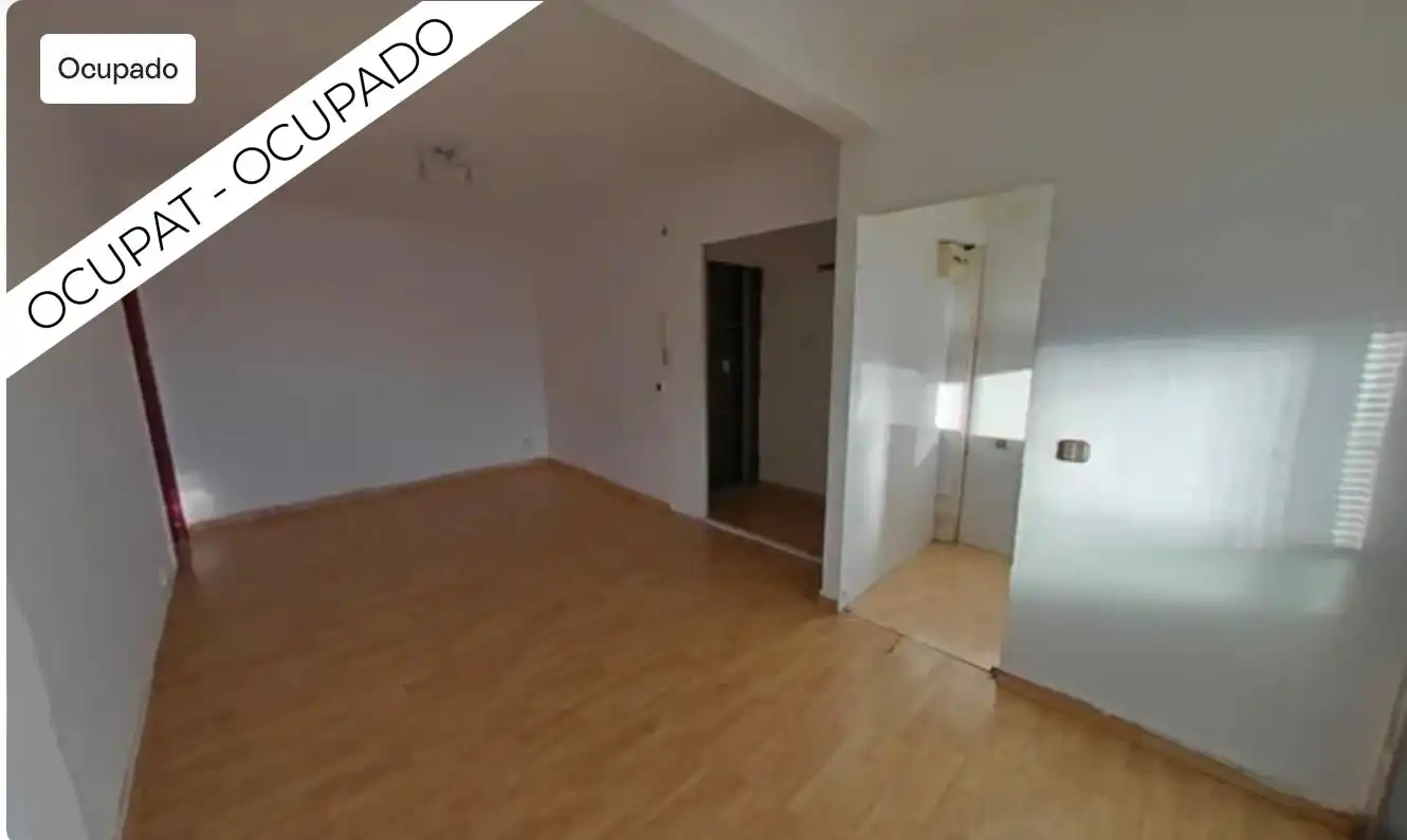 Piso en venta en Carrer JEREZ DE LA FRONTERA