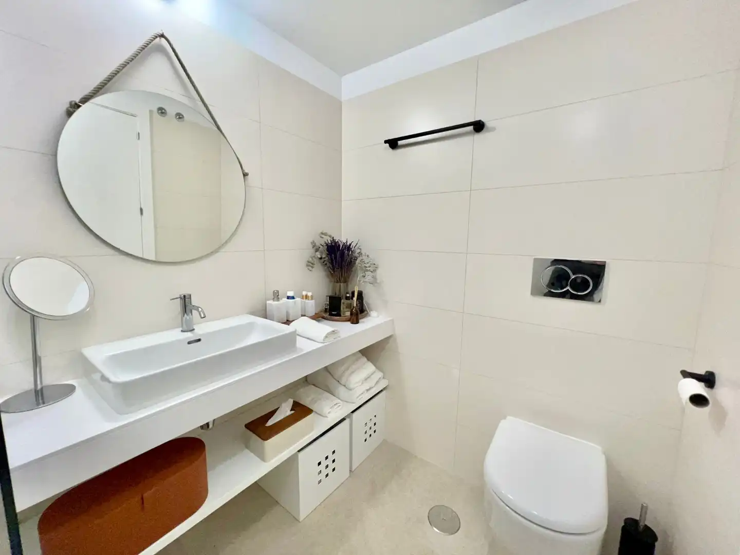 Baño de Casa o chalet de alquiler en Torrevieja con Aire acondicionado, Calefacción y Terraza