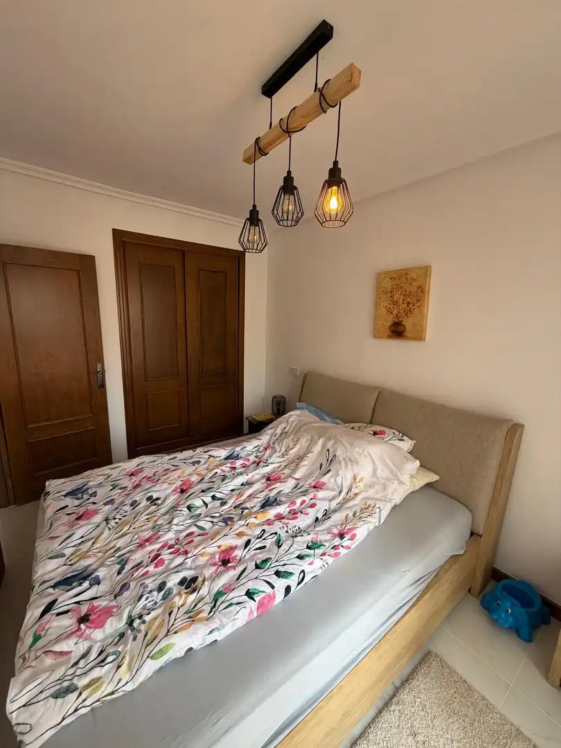Dormitori de Casa o xalet en venda en Torrevieja amb Piscina comunitària