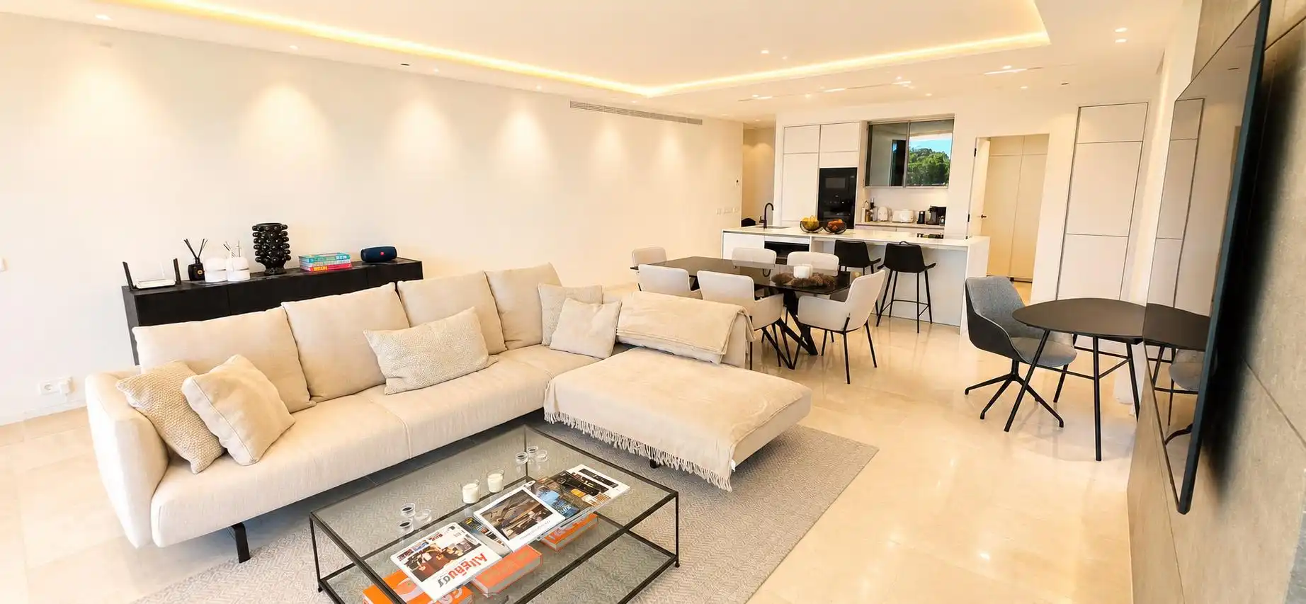 Living room of Ground floor for sale in Calvià  with Air Conditioner, Heating and Private garden