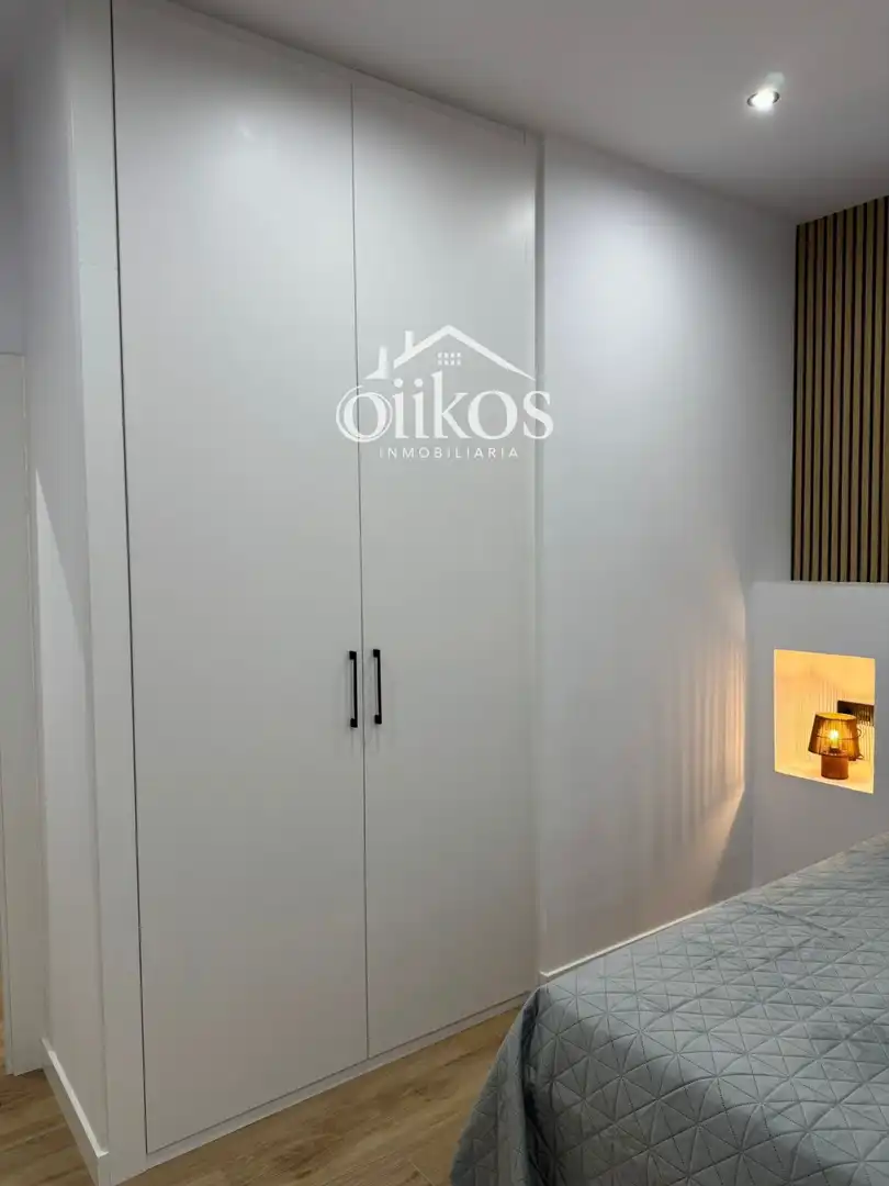 Dormitori de Apartament en venda en Salamanca amb Calefacció