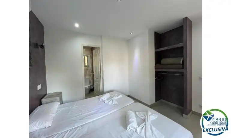 Casa aparellada amb piscina en venda a Carrer Montseny, imagen 14