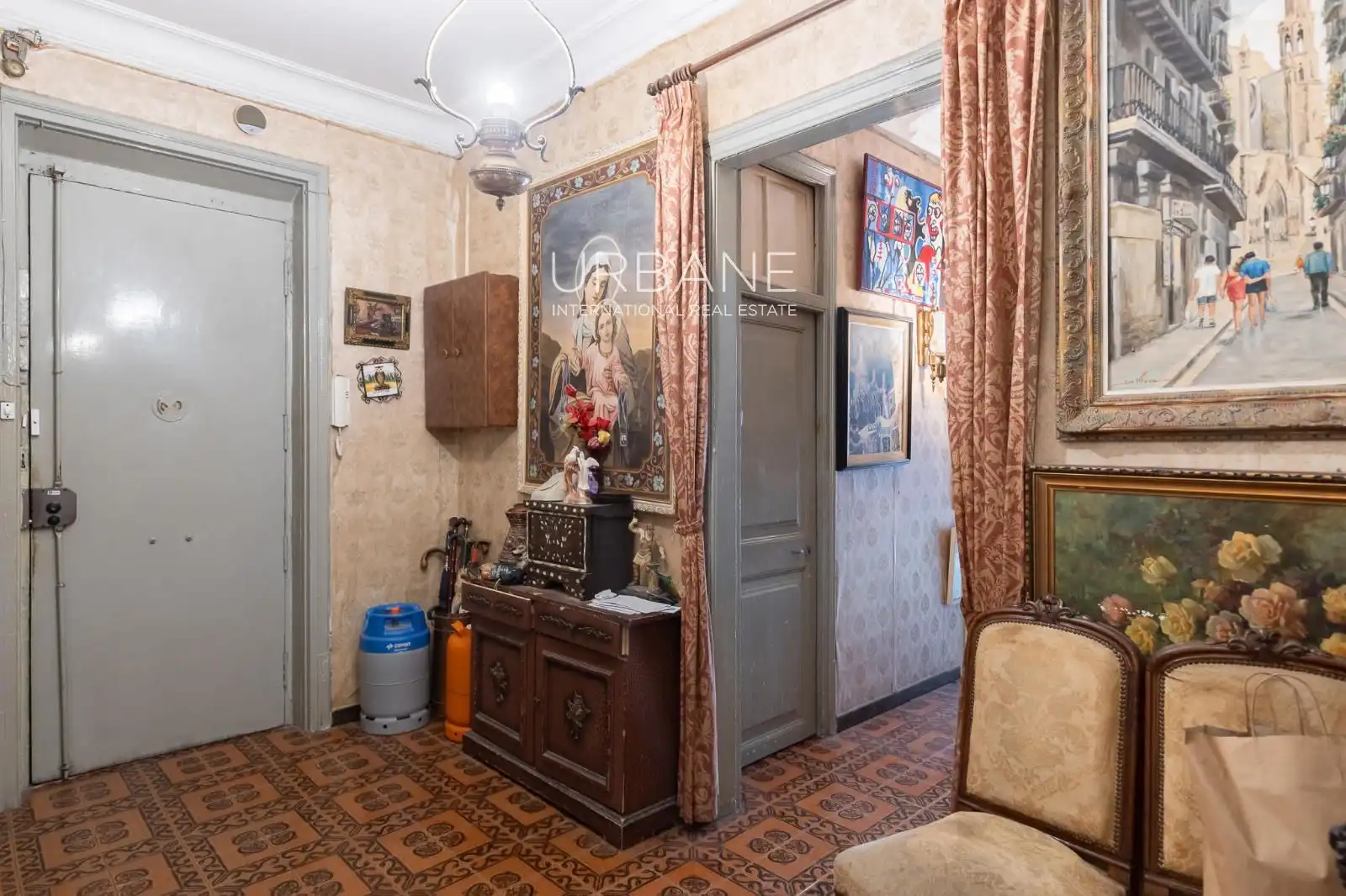 Flat for sale in Palau, Barri Gòtic