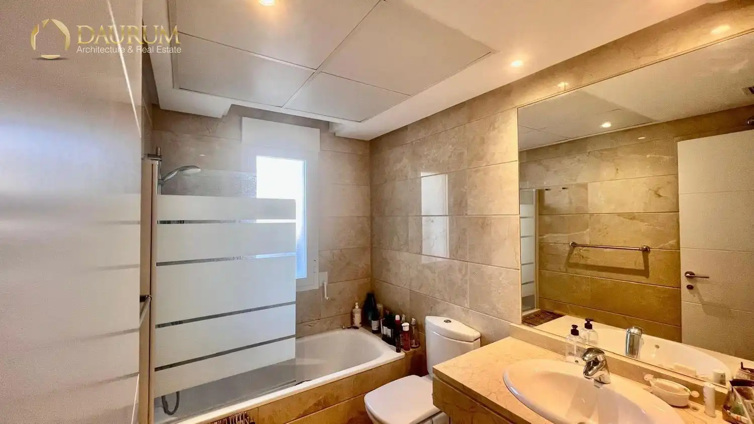 Bathroom of Flat for sale in Marbella  with Air Conditioner, Heating and Private garden